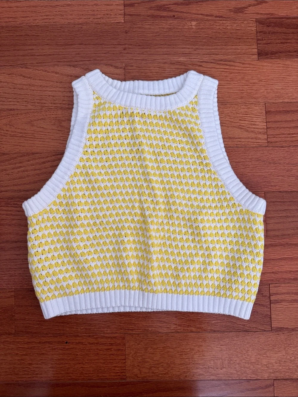 Yellow and White Knit Cropped Tank - Picture 1 of 2